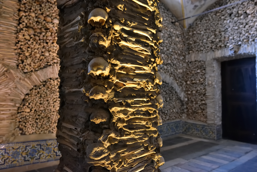 วิหารโครงกระดูก