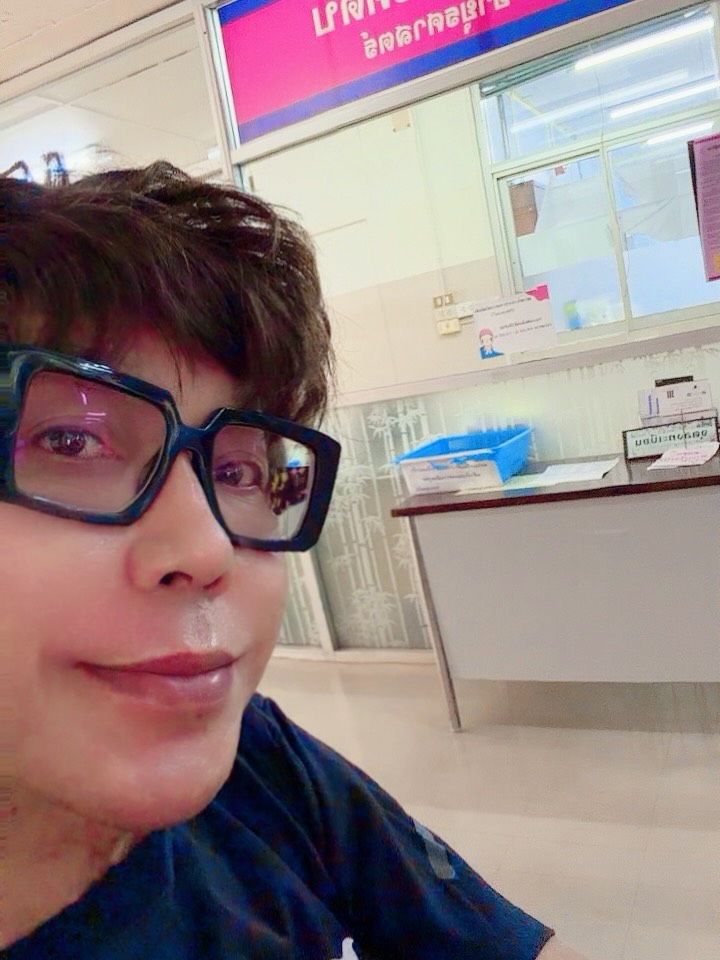 มัม ลาโคนิคส์ ป่วยเป็นโรคตับแข็ง