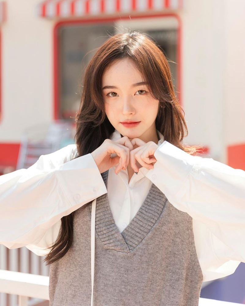 พิมพ์ กรกนก