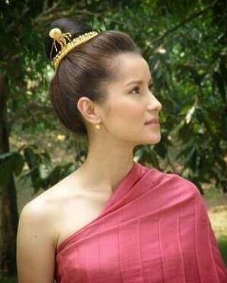 แอน ทองประสม