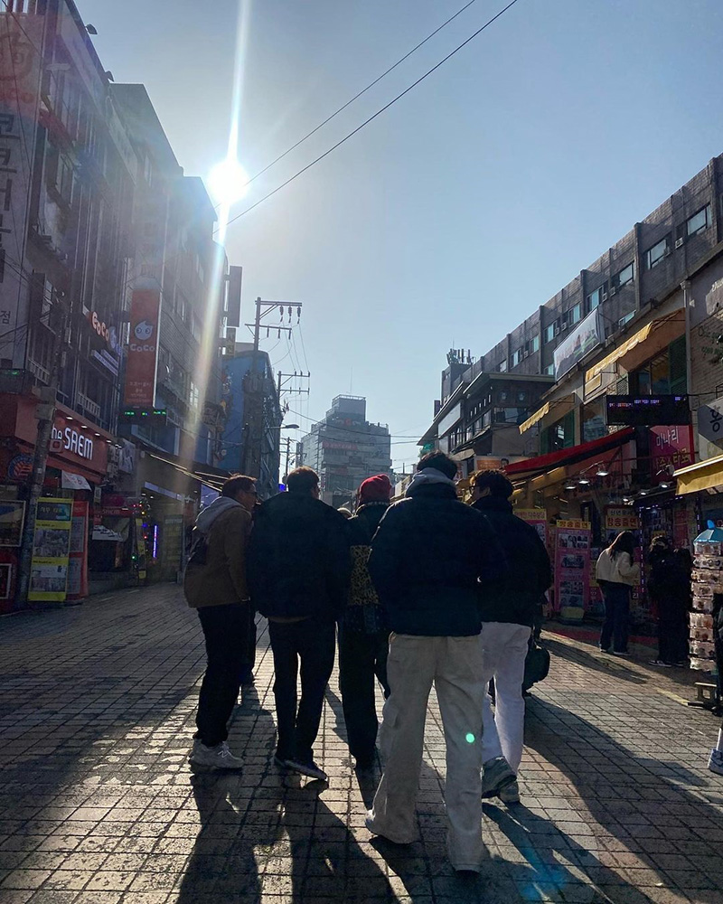 แก๊งคนดีที่ไหน ควงแฟนเที่ยวเกาหลีแบบเป็นคู่ 