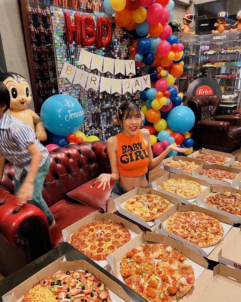 จีน่า อันนา