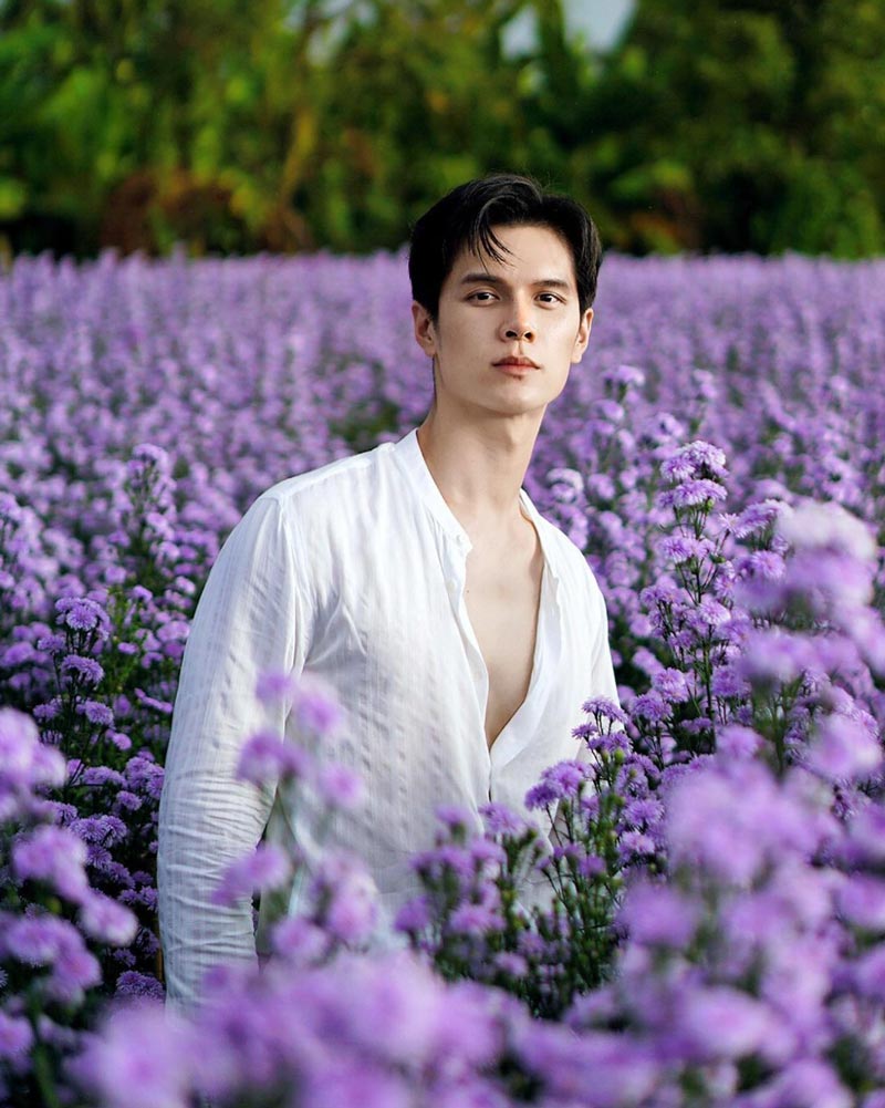 โยชิ นิมิต