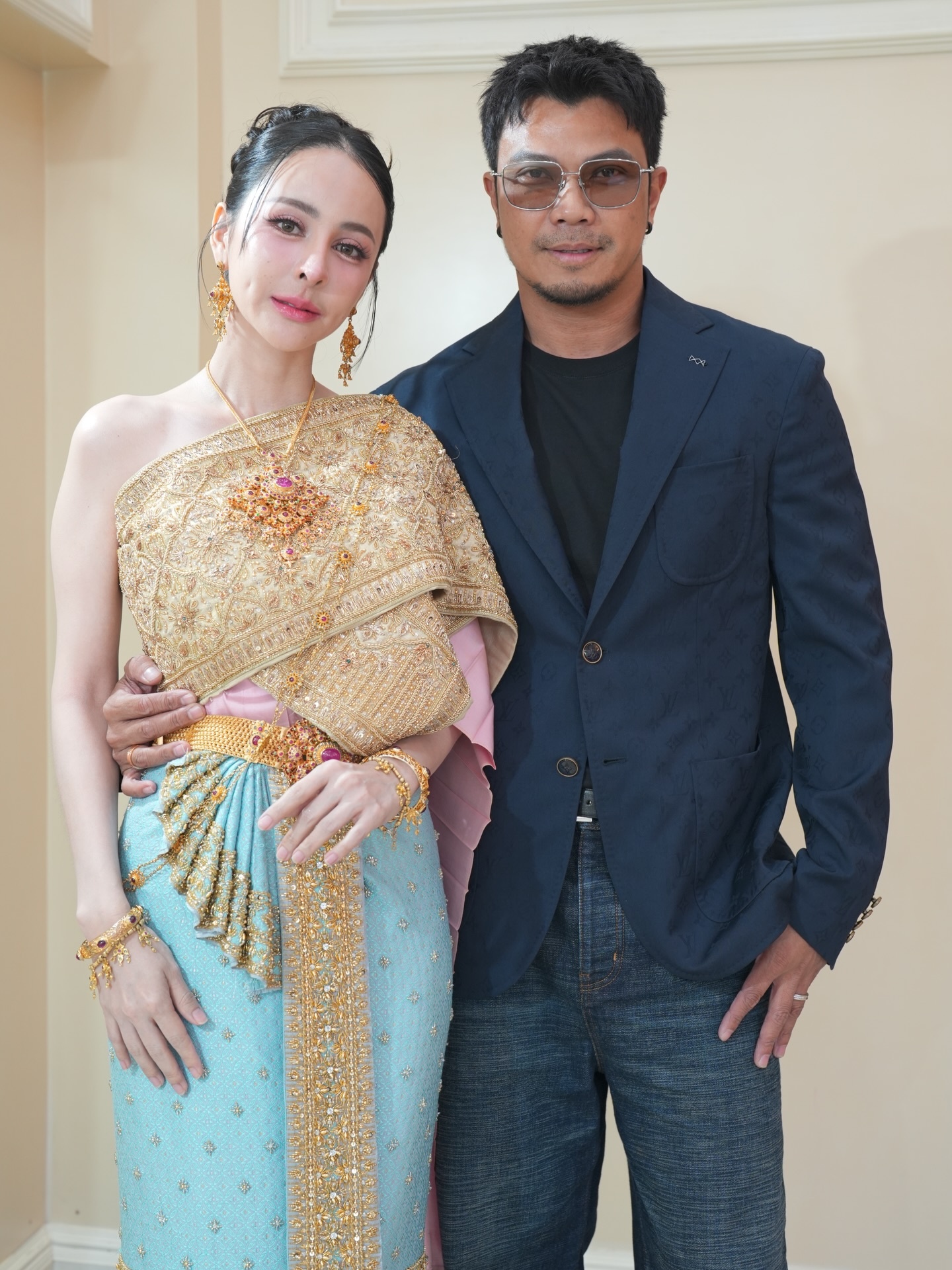 หนุ่ม กะลา - จ๊ะโอ๋ งามพริ้ง