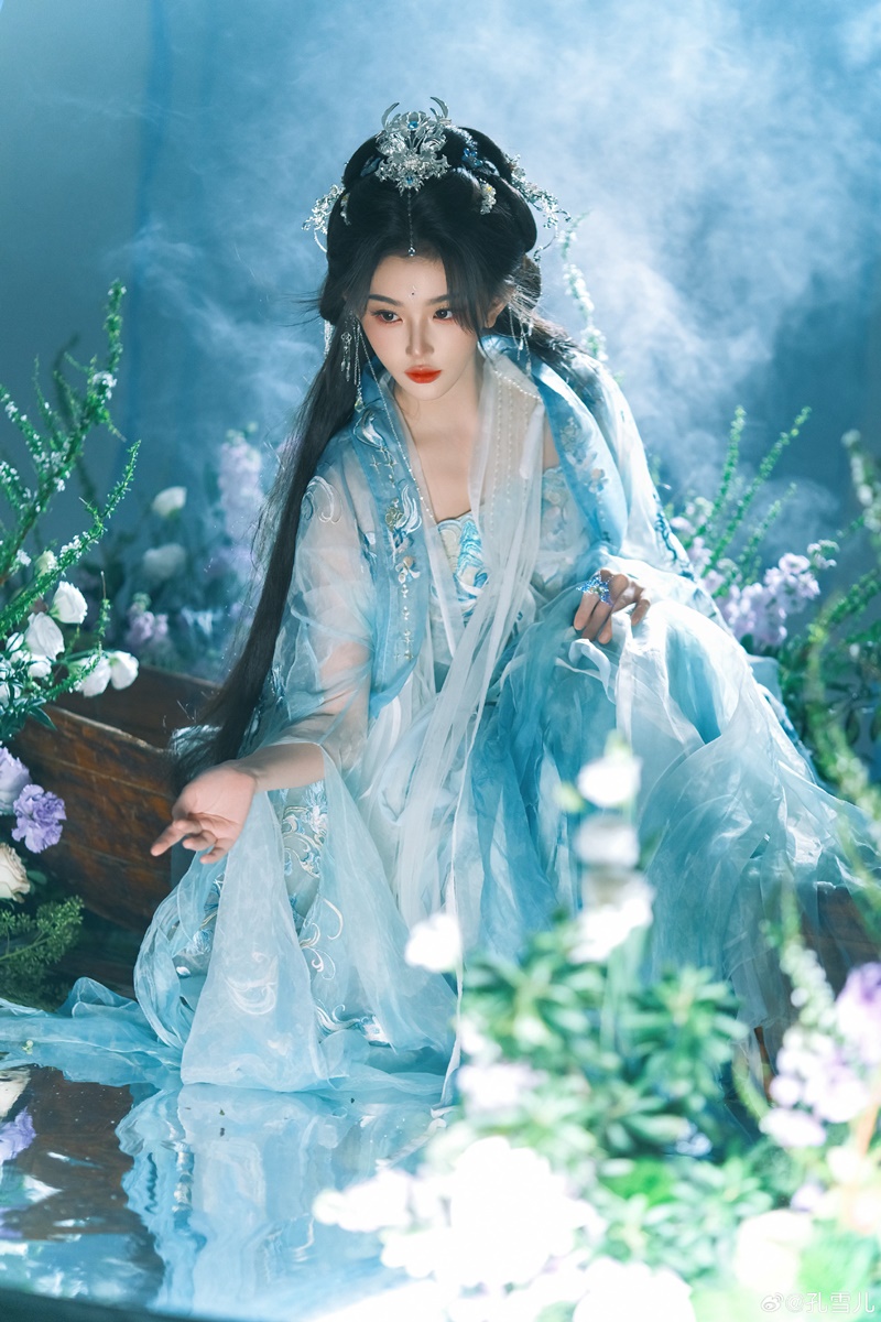 ขงเสว่เอ๋อร์ Kong Xue Er