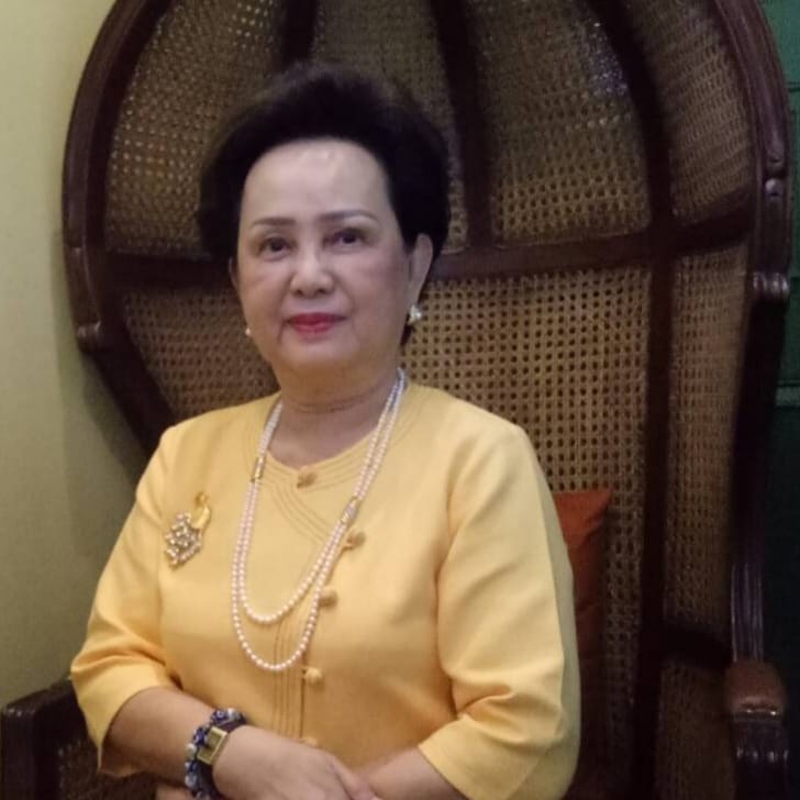 คุณย่าอุไรวรรณ แม่ น็อต วิศรุต