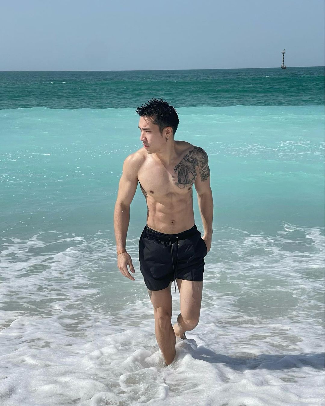 รอยสักดาราชาย