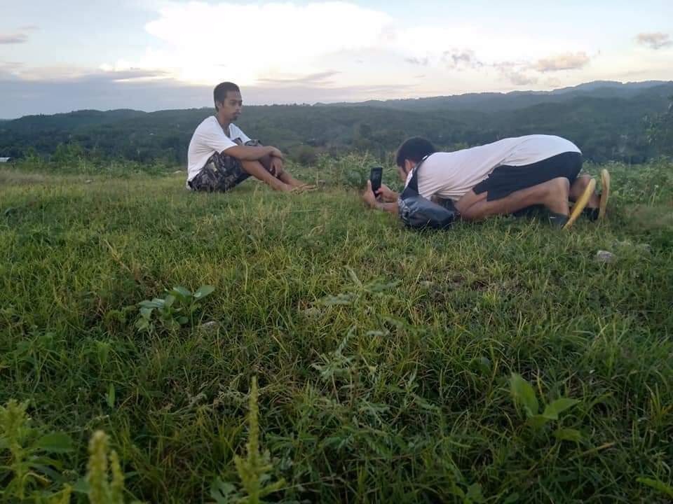 ถ่ายรูปเพื่อนแนวใหม่