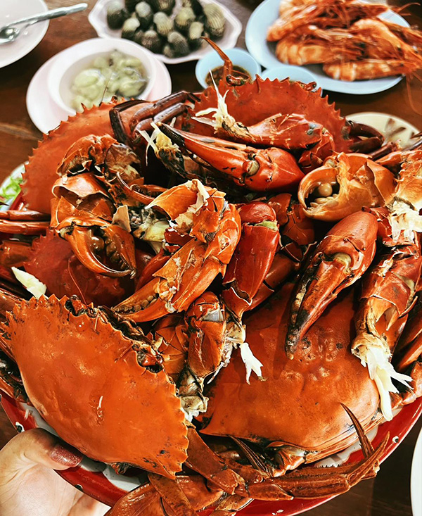 ขาหย่างโฮมสเตย์ จันทบุรี อาหารซีฟู้ด