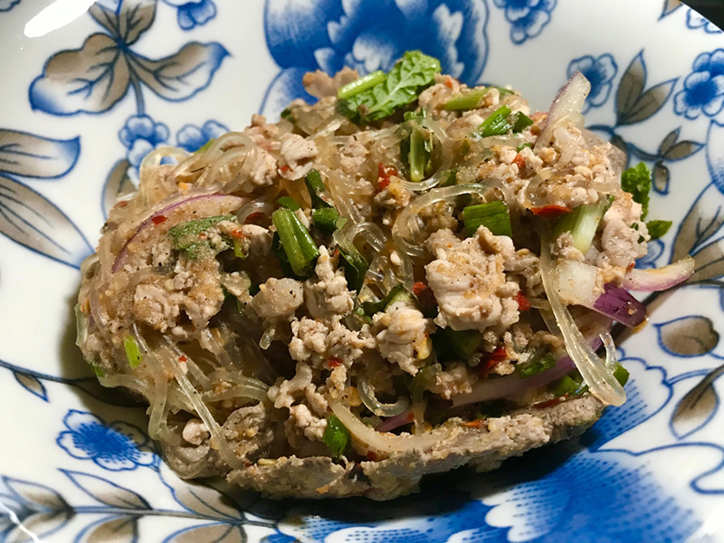 ลาบวุ้นเส้น