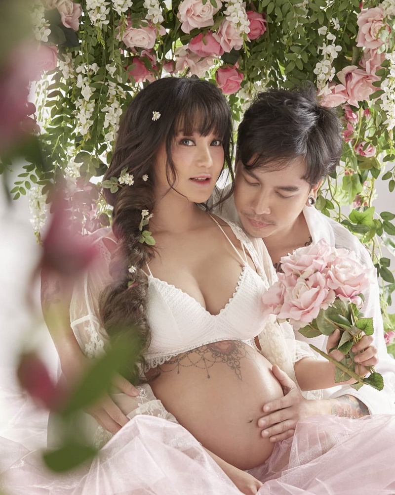 ชมพู่ ก่อนบ่าย