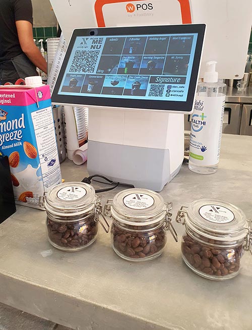 ร้านกาแฟสายไหม