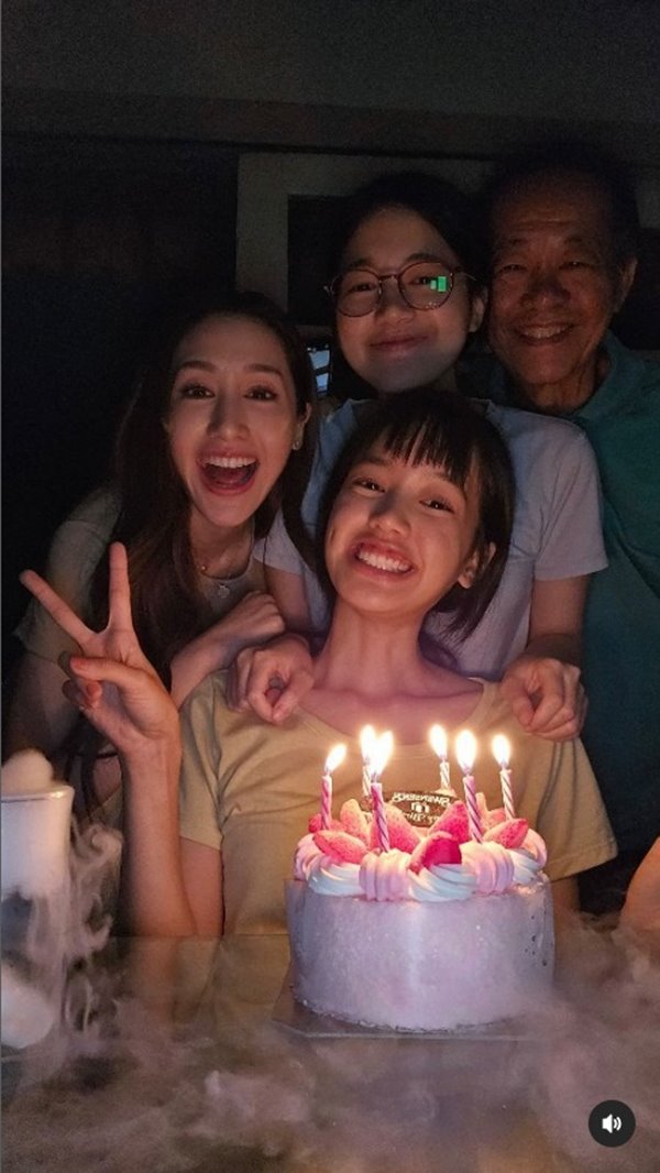 พิม พิมประภา ครอบครัว