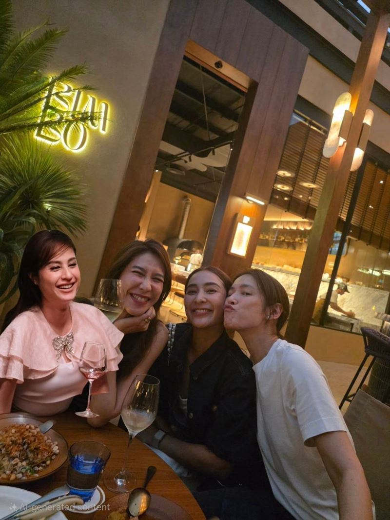 ชิปปี้ ศิรินทร์ ฉลองวันเกิดกับแก๊งนางเอกตัวแม่