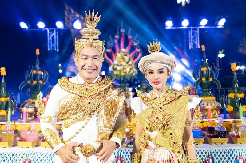 อ.เรนนี่ ช่องส่องผี