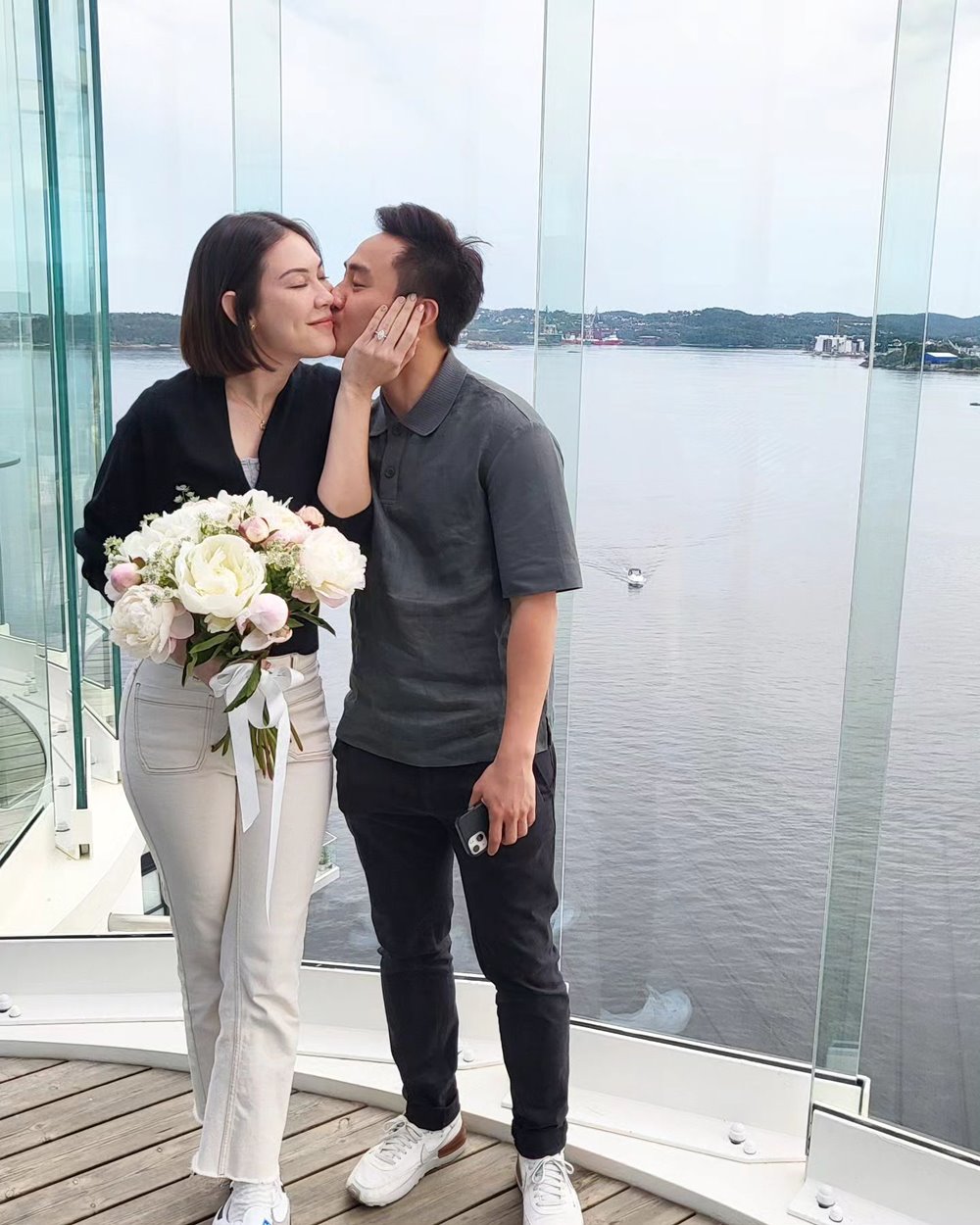 แมท ภีรนีย์ ไฮโซเฟม