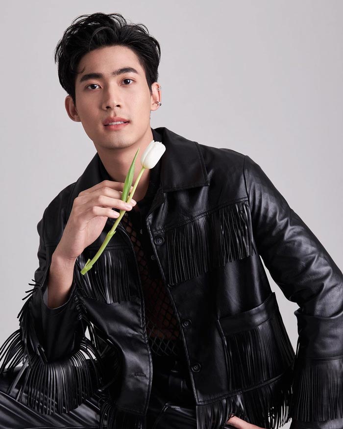 จูเนียร์ กาจบัณฑิต