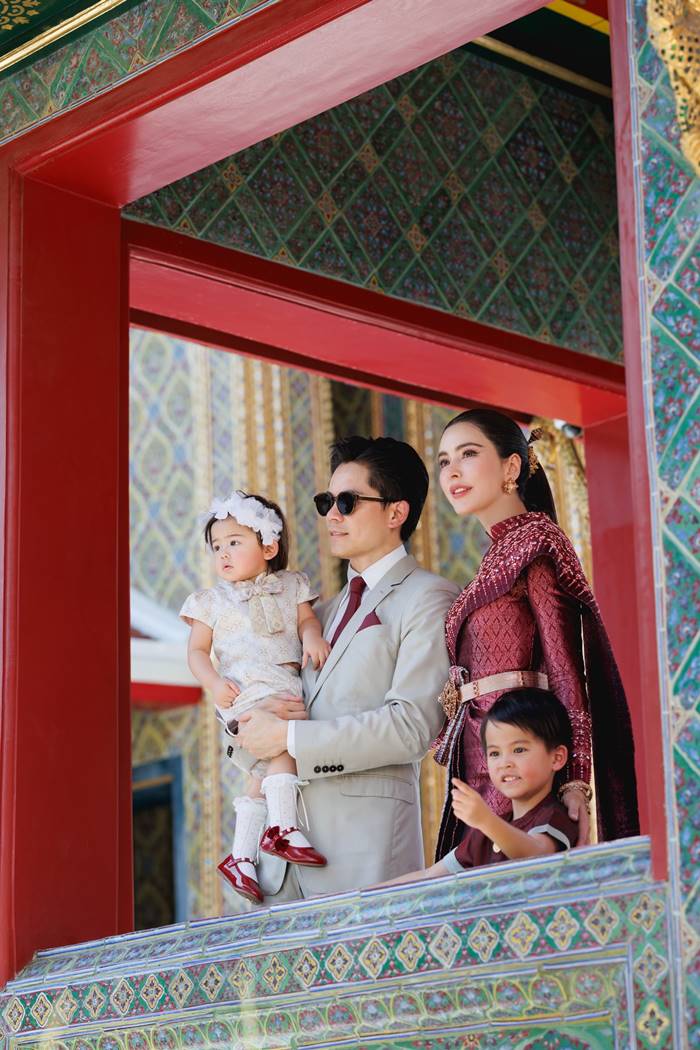 กรณ์ ทำบุญวันเกิด 48 ปี