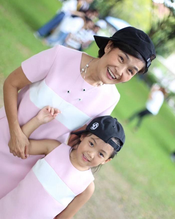 คุณแม่งามทิพย์ ฉัตรบริรักษ์