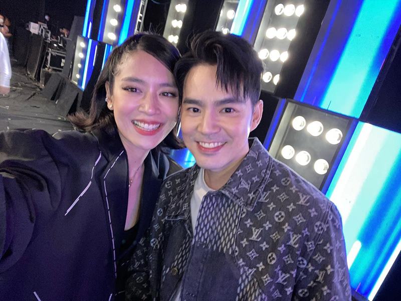 ร้องข้ามกำแพง บีม โดนัท