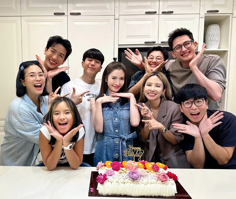 แอฟ ทักษอร นนกุล