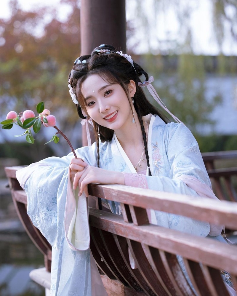 เนเน่ พรนับพัน พรเพ็ญพิพัฒน์