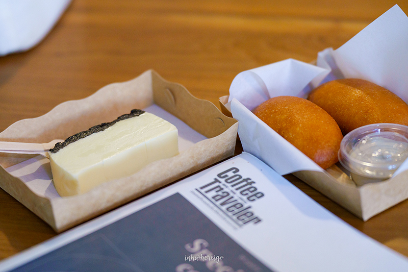 คาเฟ่นครนายก