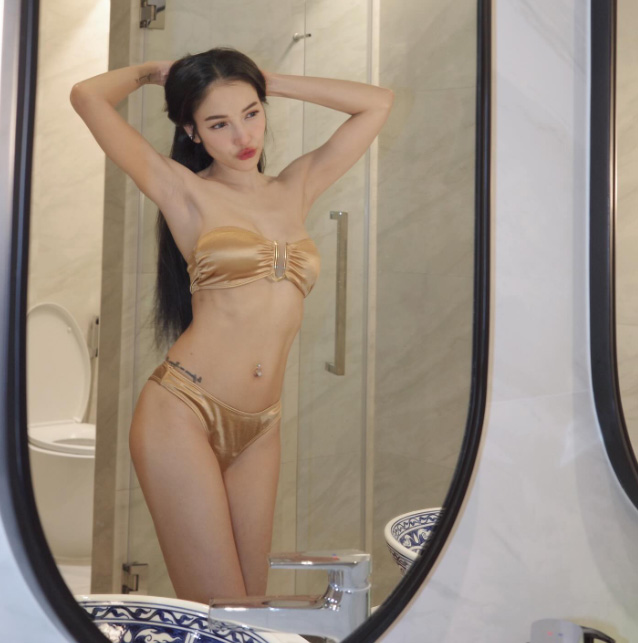 แพท ณปภา ชุดว่ายน้ำ