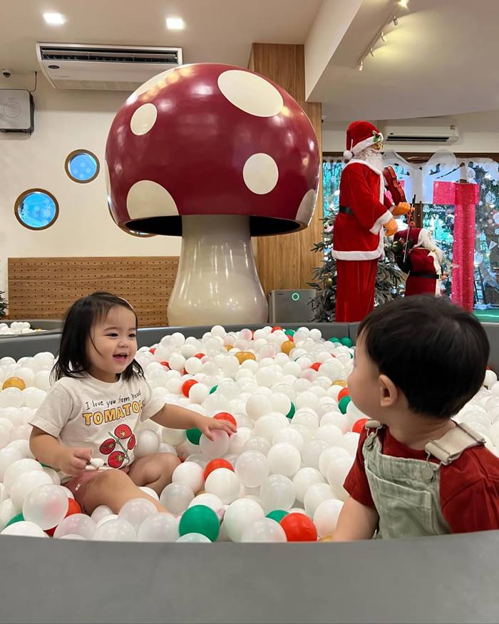  น้องเอลิเซีย ลูกสาว แพทริเซีย โน้ต วิเศษ  