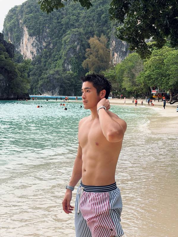 อาเล็ก โบว์