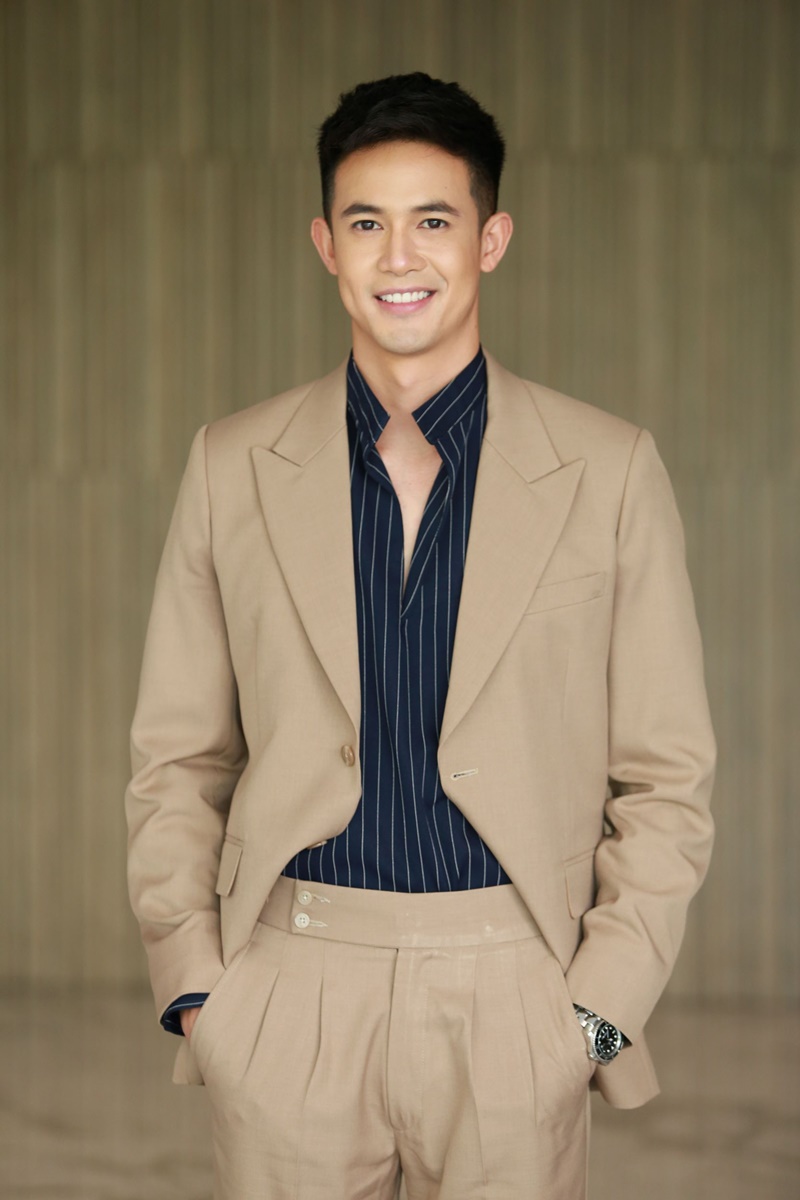 อ้อมฟ้าโอบดิน