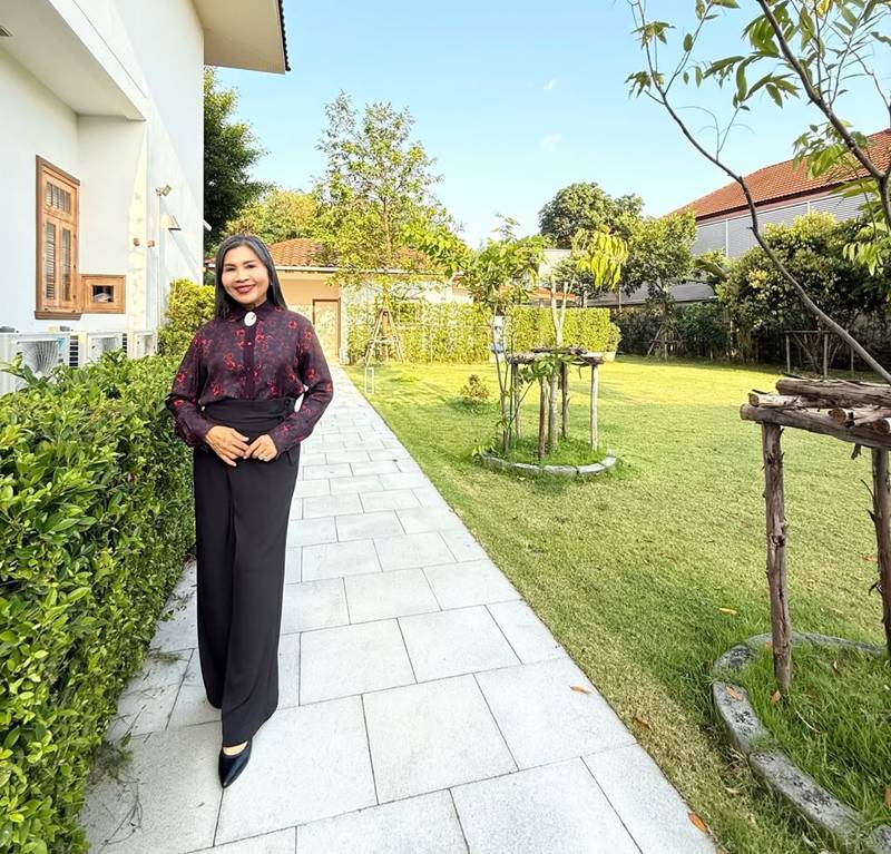 แม่แก้ว คุณแม่ ณเดชน์