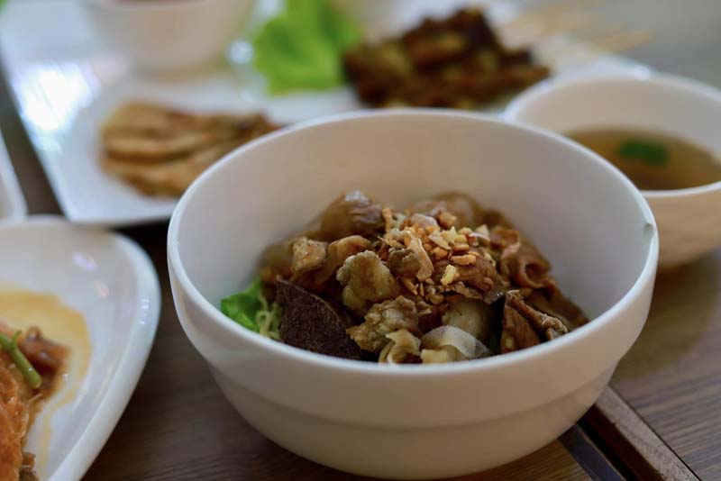 ร้านทองเนื้อเก้า  