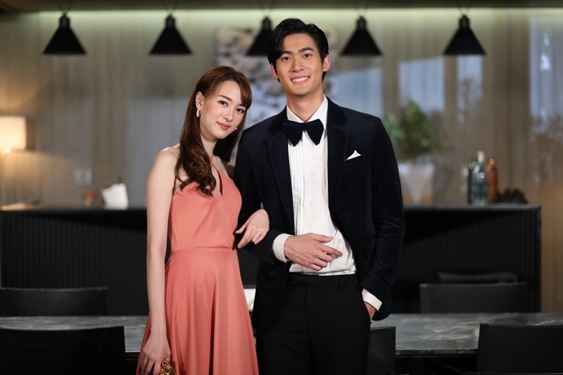 18 มงกุฎสะดุดเลิฟ