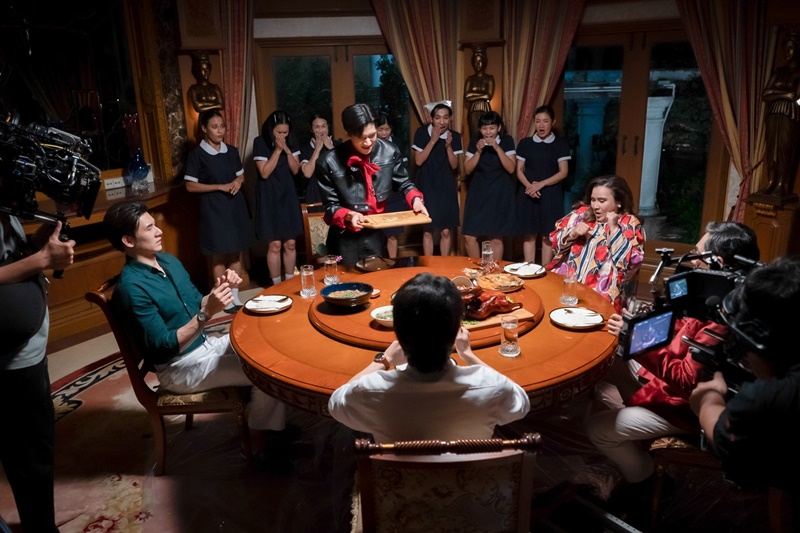 โปตัวปลอม เรื่องย่อ Me and Who ซีรีส์วาย