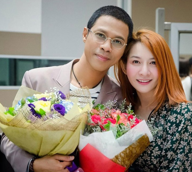 หนึ่ง จักรวาล