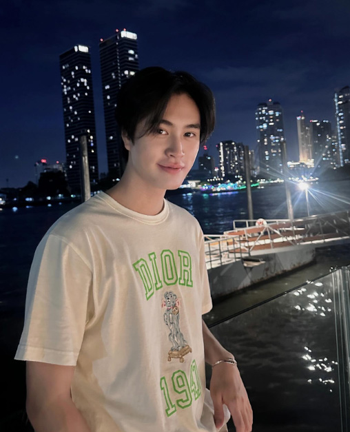 เจมีไนน์ นรวิชญ์ ประวัติ