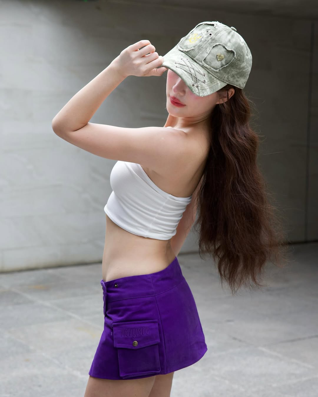 จันจิ จันจิรา นุ่งทูพีซอวดหุ่นแซ่บท่อนบน