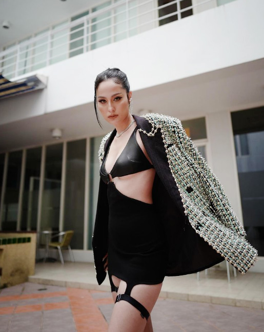 ขวัญ อุษามณี