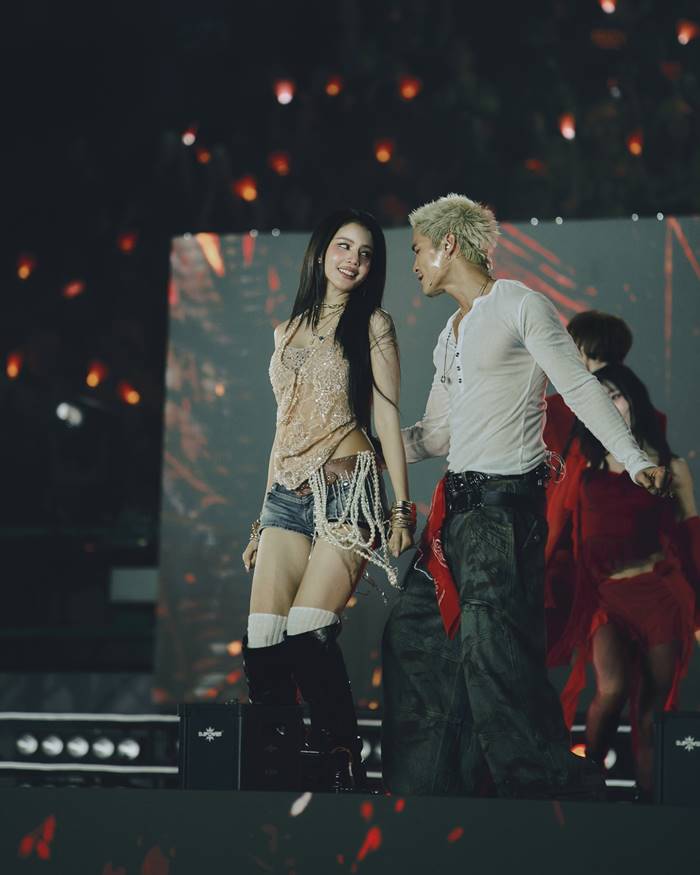 อาเล็ก ธีรเดช -  โบว์ เมลดา