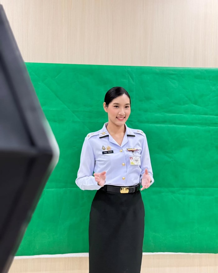  ผู้กองอะตอม ร้อยเอกหญิง ปวิชญา วลีสุขสันต์ 