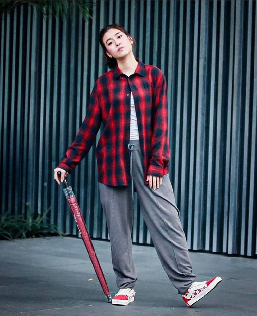 เชียร์ ฑิฆัมพร