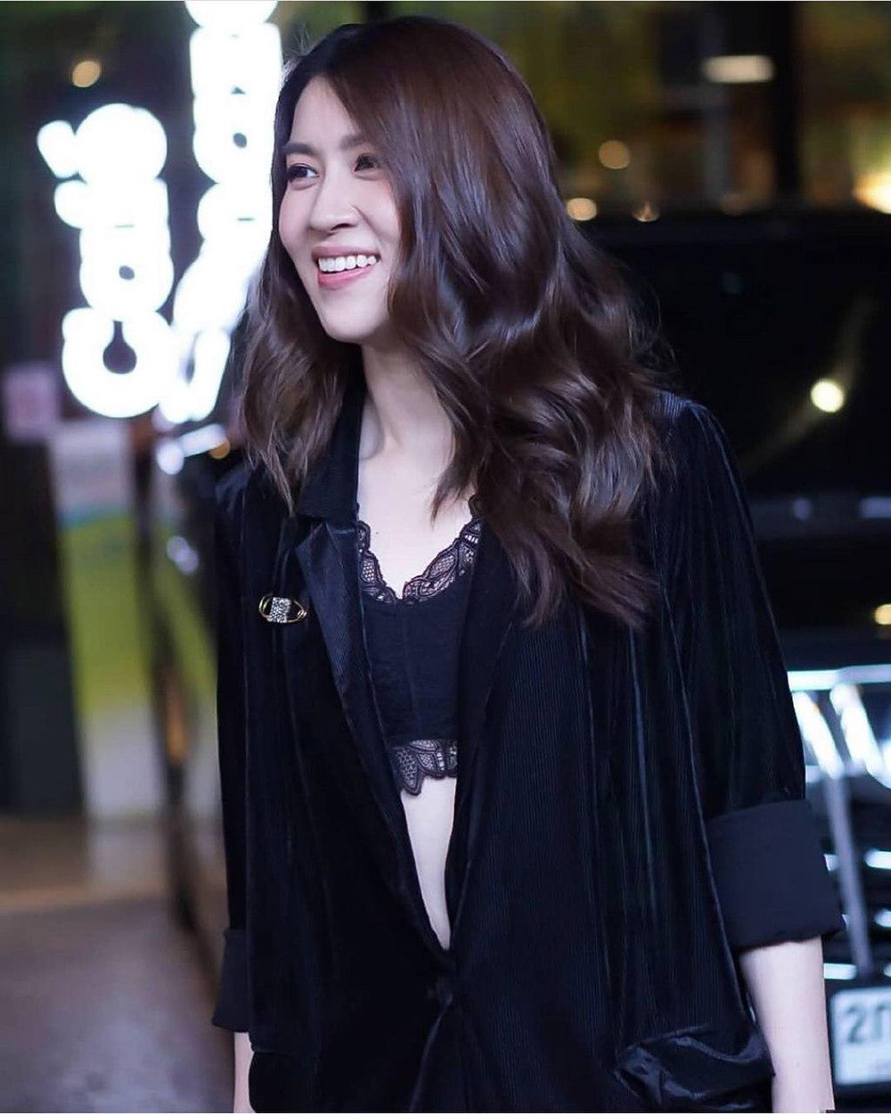 เชียร์ ฑิฆัมพร