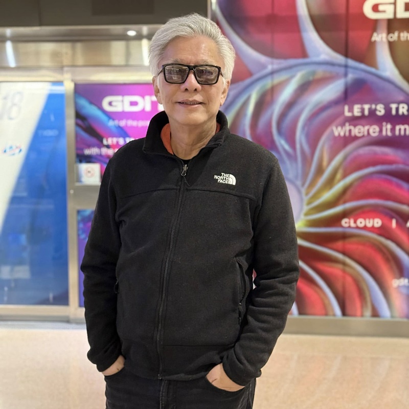 สุรชัย สมบัติเจริญ ประวัติ