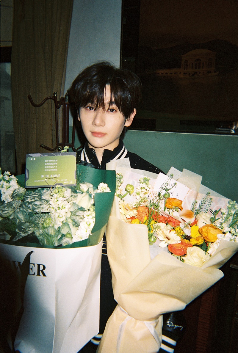 นายกรชิตเล่นเป็นใครในล่าหยก