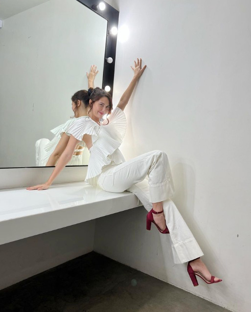 มารีญา พูลเลิศลาภ