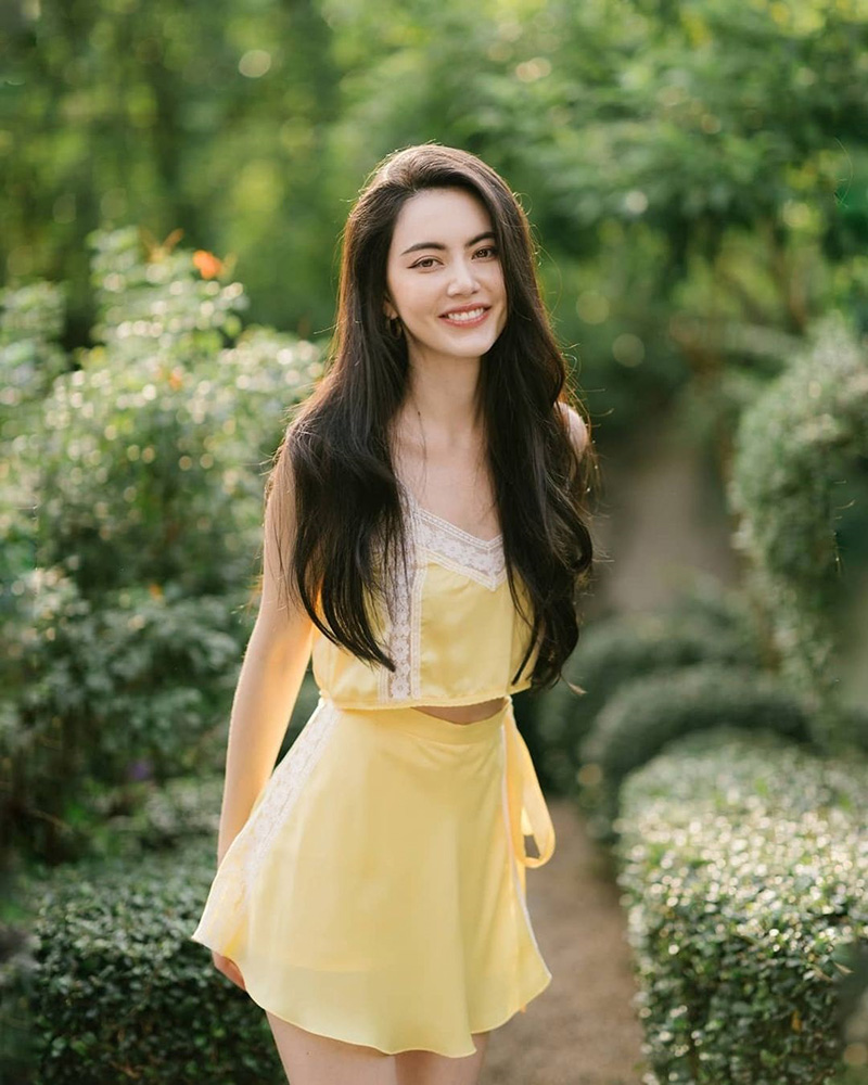 ใหม่ ดาวิกา