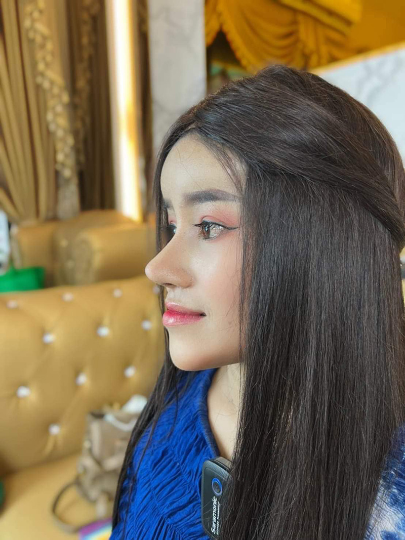  หนูรัตน์ 