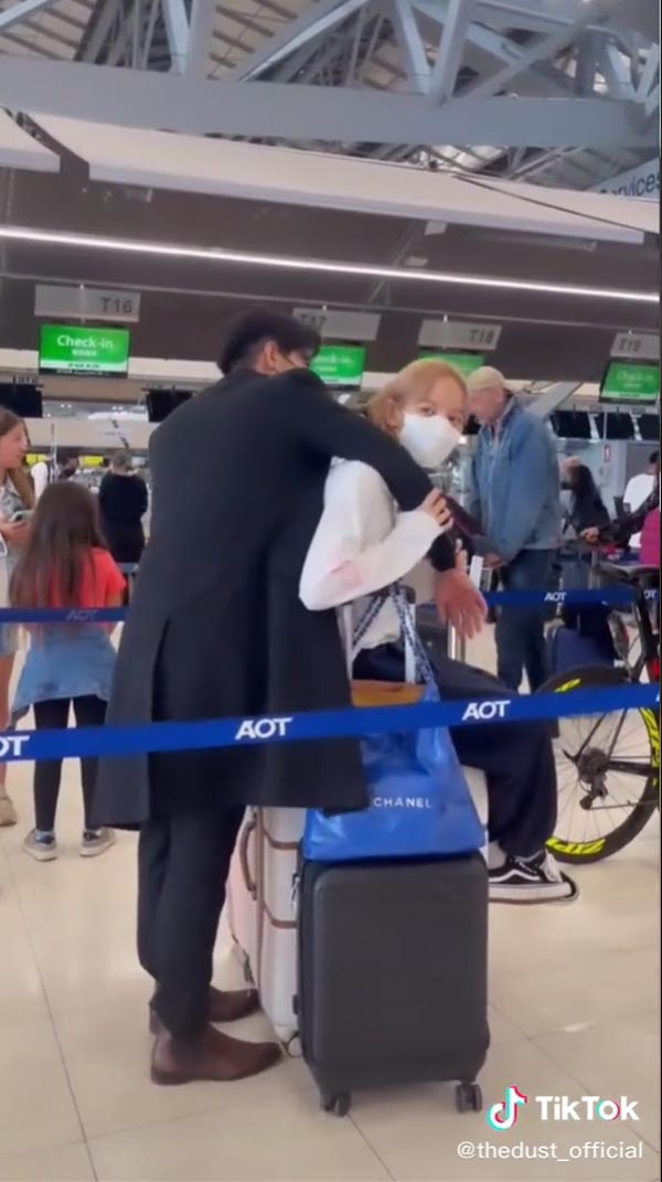 โตโน่ ณิชา