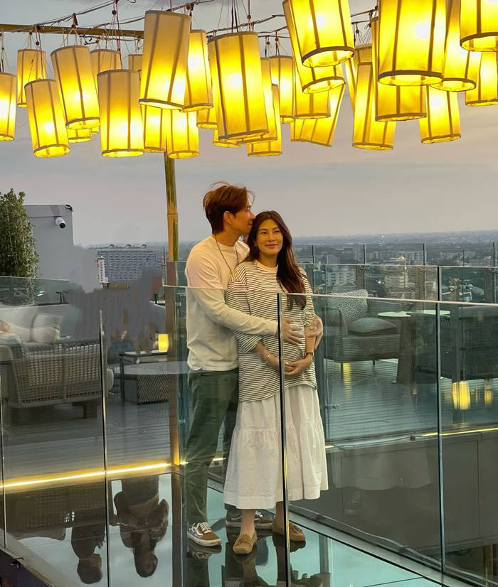 นุ่น  หลุยส์ แถลงข่าว